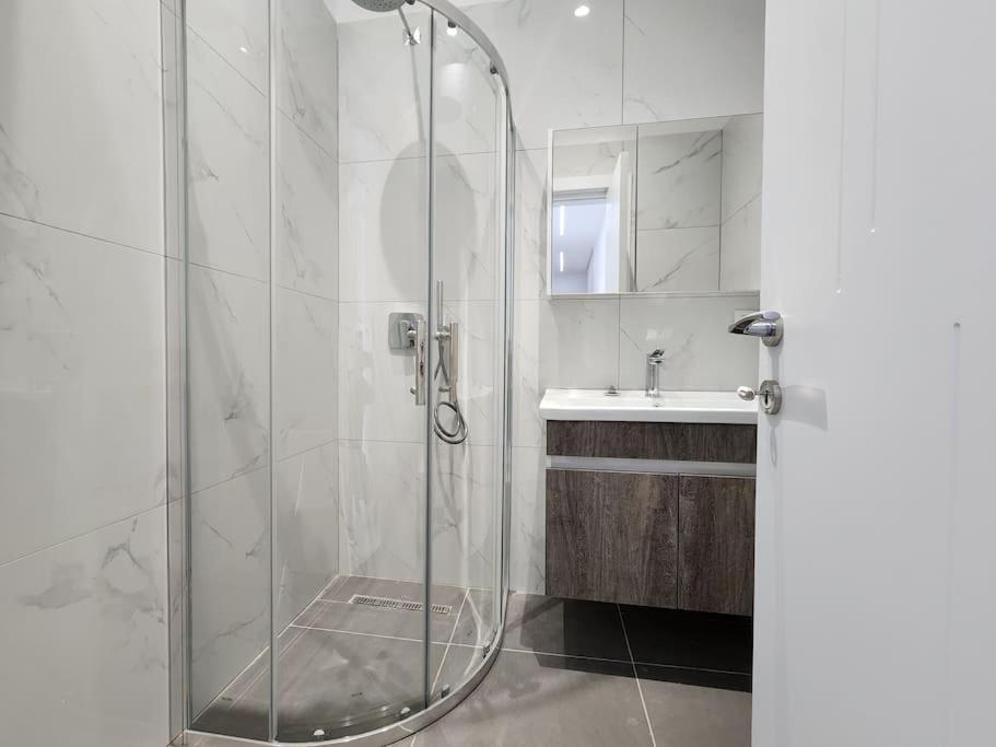 Central Tirana Apartment Getaway Экстерьер фото