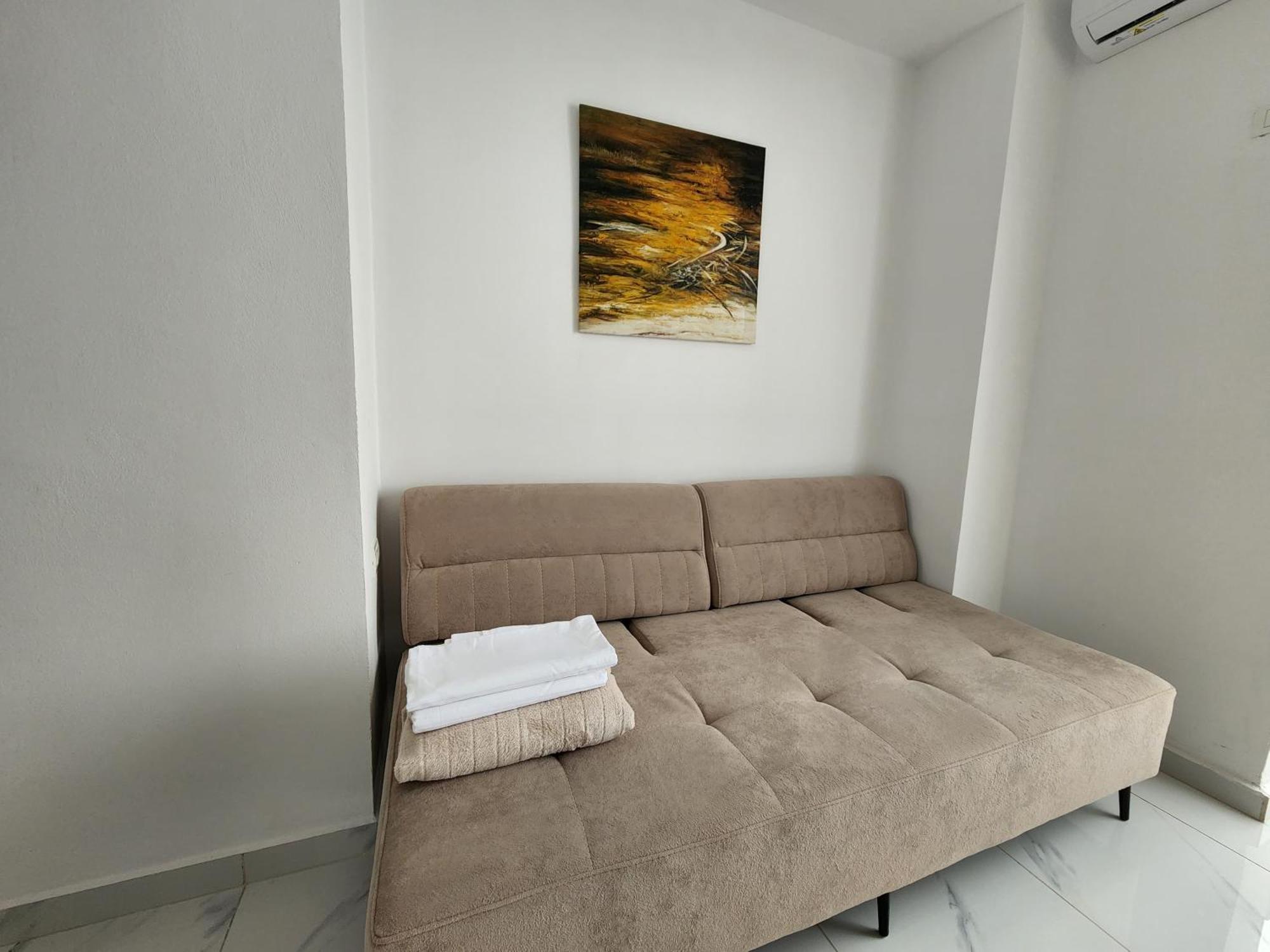 Central Tirana Apartment Getaway Экстерьер фото